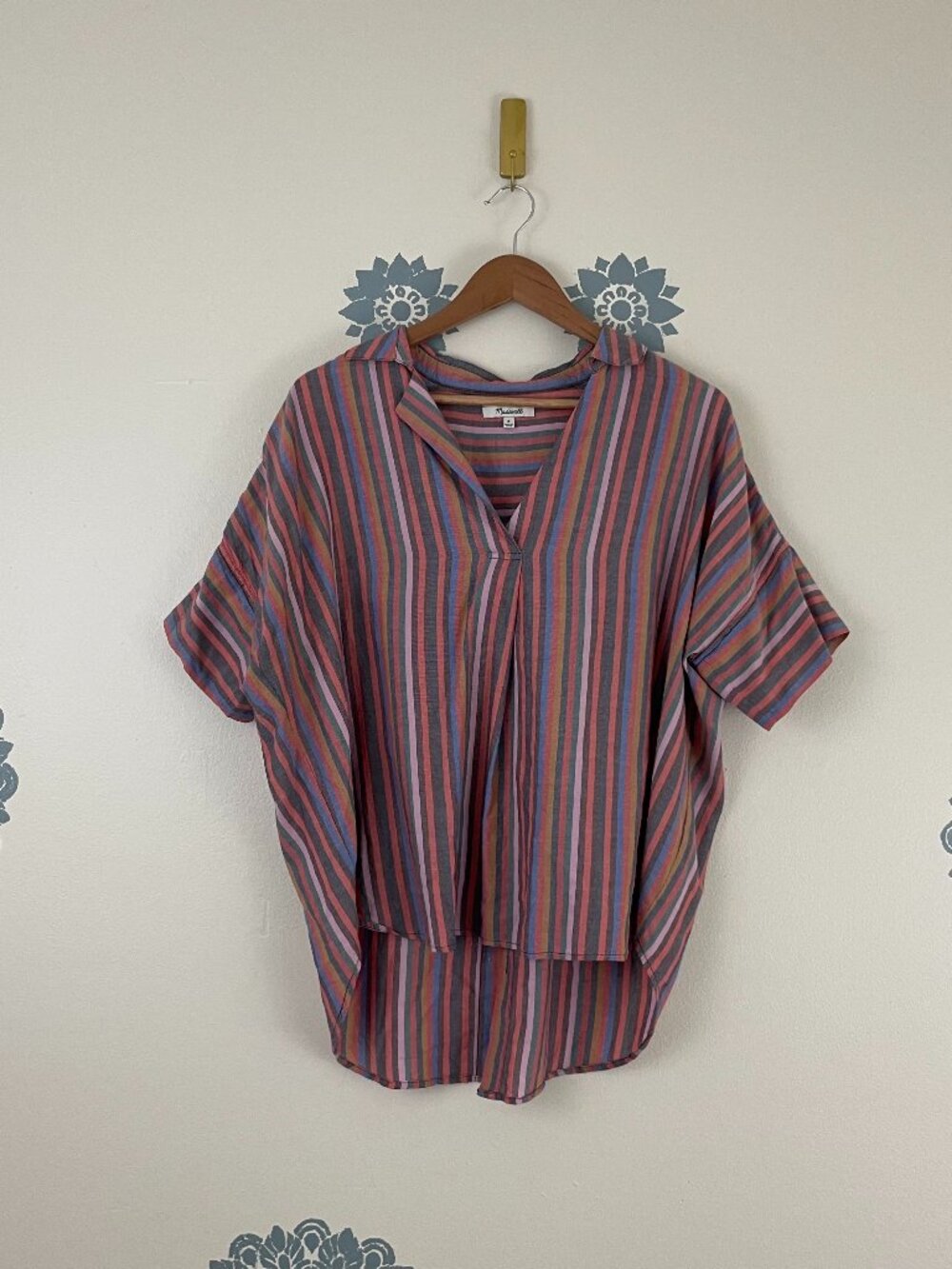 Madewell Courier Button-Back Shirt in Rainbow Stripe Size Medium